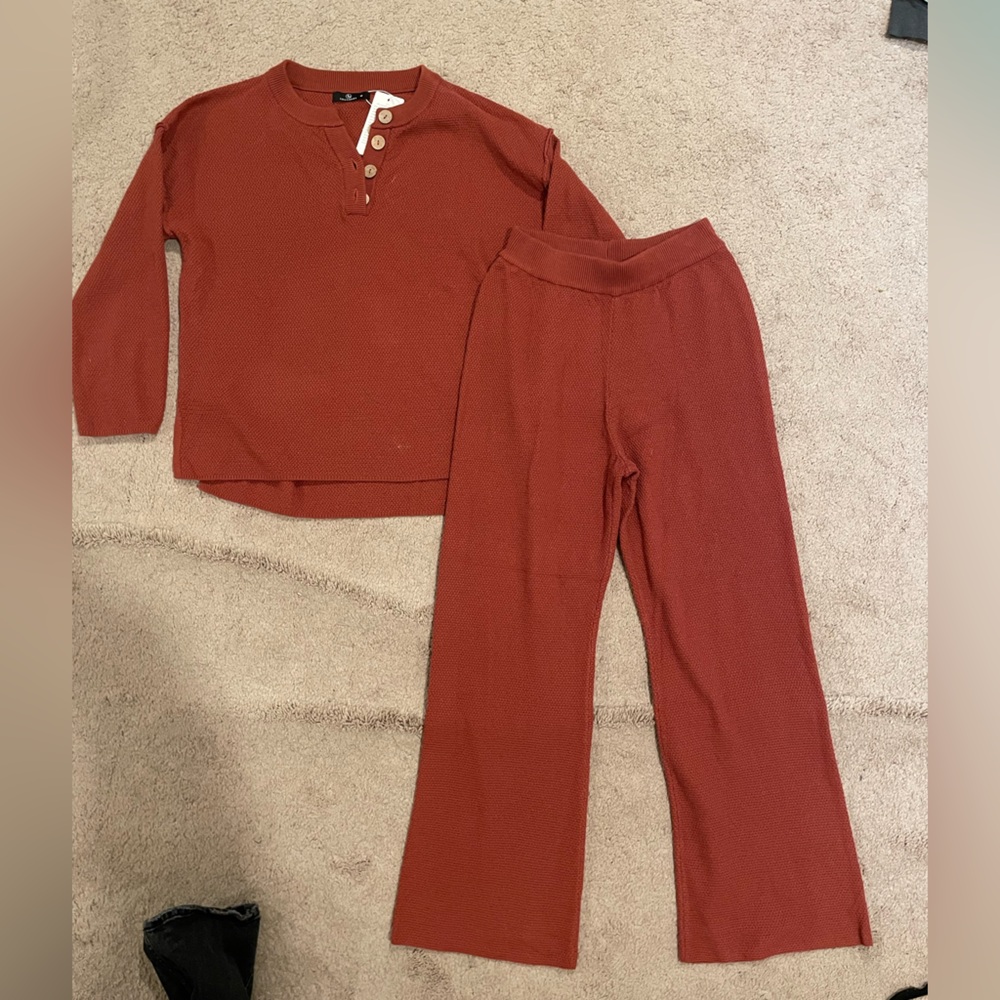 Women's Rust Pants & Top Set